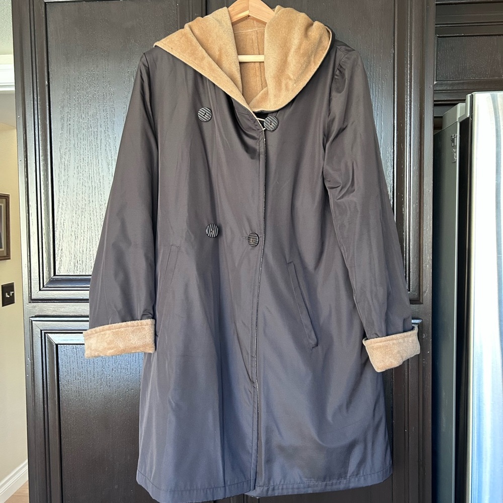 JJill reversible coat. Size Medium - Picture 3 of 4